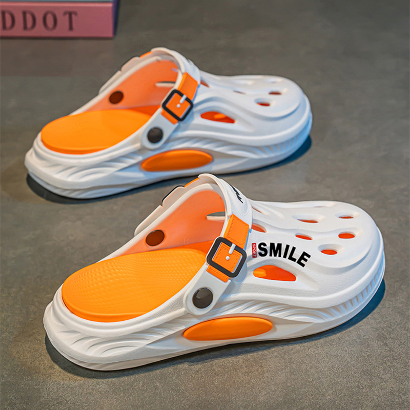 Zapatos con agujeros transfronterizos para hombres 2025 verano nuevo estilo sandalias deportivas antideslizantes y desodorantes para conducir sandalias y zapatillas