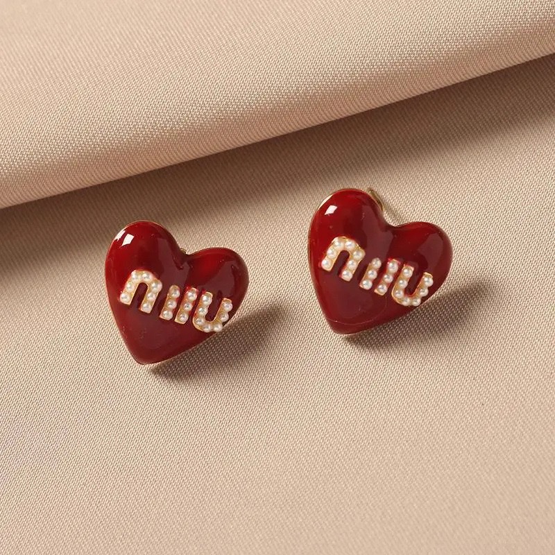 16# red heart letter stud earrings