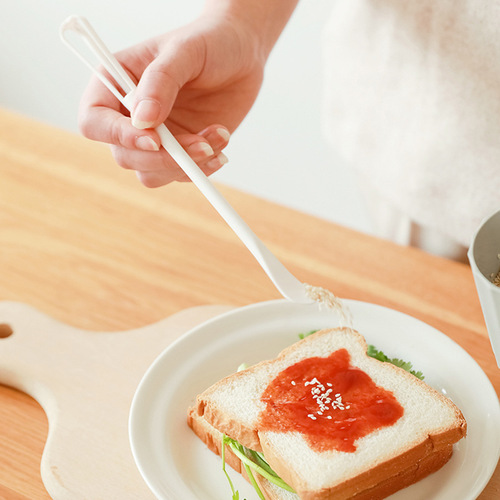 Two-in-one simple manual egg beater, sesame paste spatula, egg cream stirrer, household multi-functional whisk