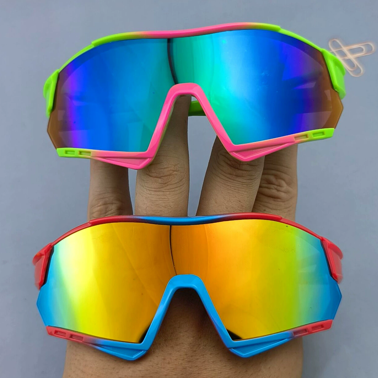 2025 Красочные детские велосипедные солнцезащитные очки на открытом воздухе защитные очки для мальчиков мода красивые трансграничные очки для девочек очки