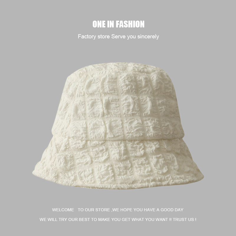 Age-reducing, chic Korean-style pleated fisherman hat for women—summer version with lightweight, breathable design; trendy bucket hat that’s easy to style and perfect for sunny days.