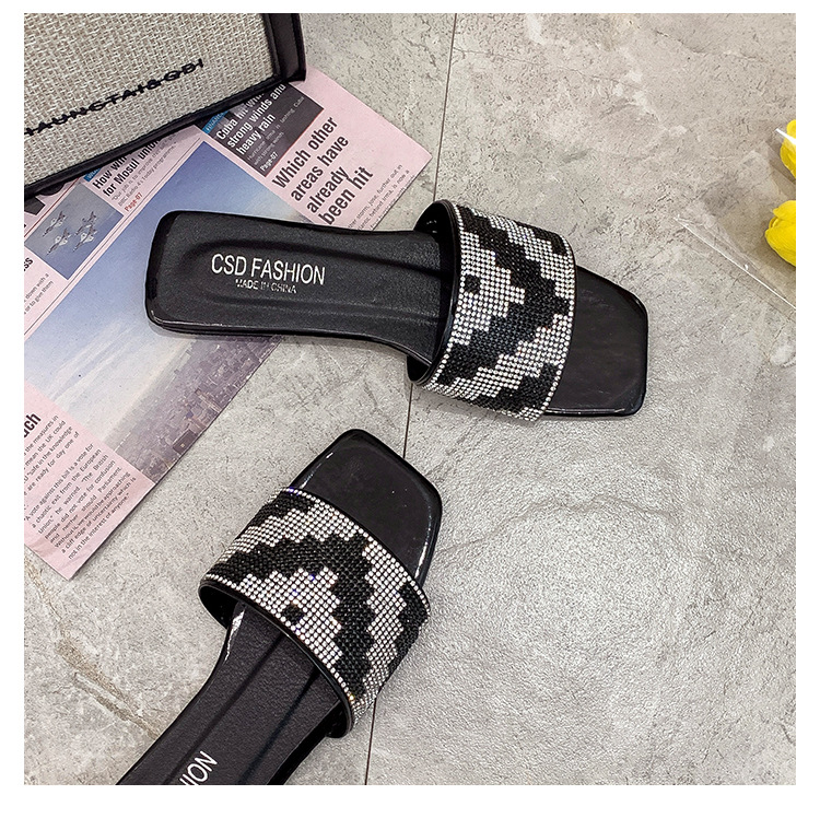 Ladies Checkerboard Flat Flip Flops Casual Summer Beach Slippers_voghion.com