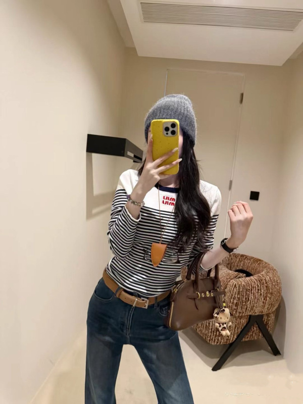 miu系字母刺绣条纹圆领针织衫女春秋新款时尚休闲撞色百搭毛衣女|undefined