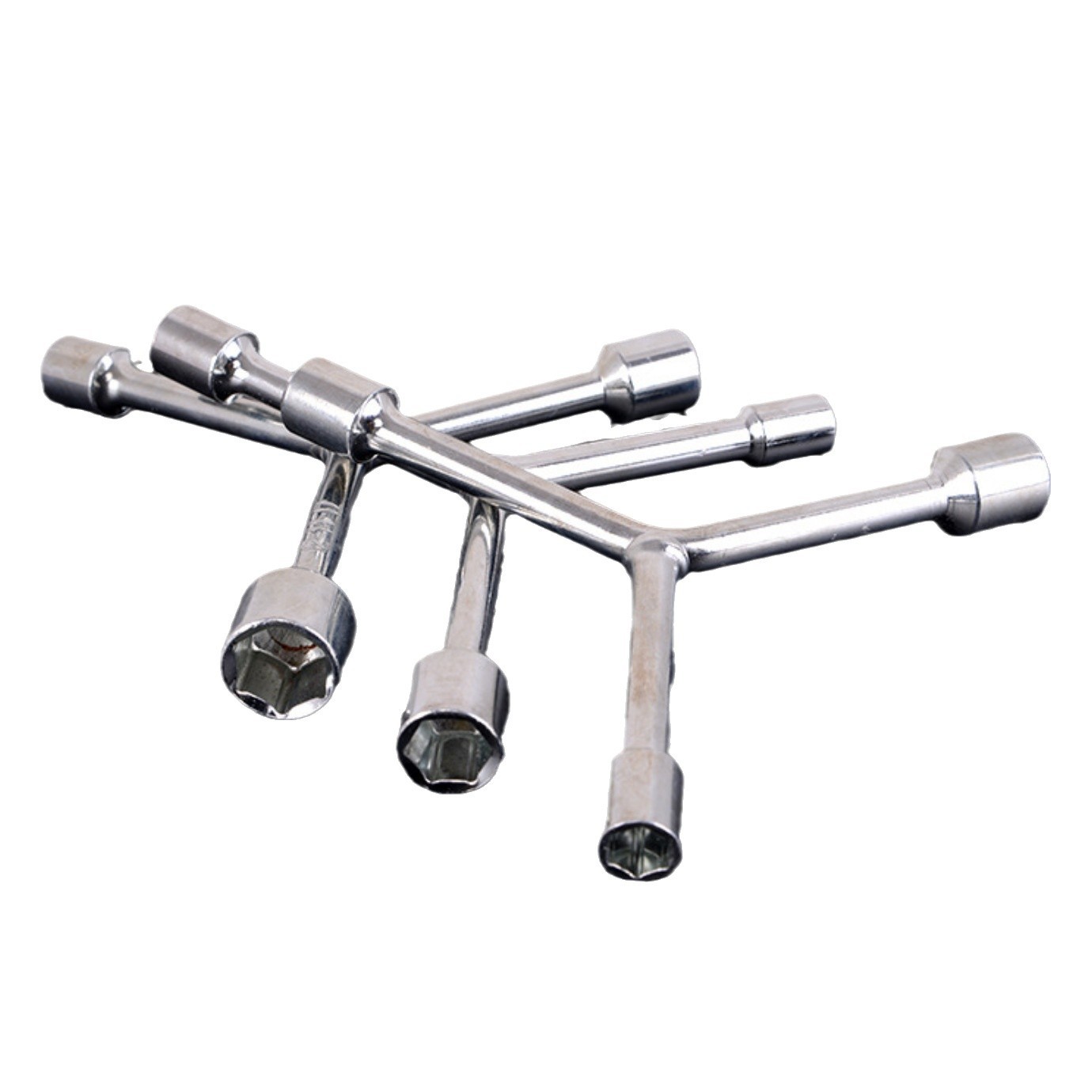 Los fabricantes de llaves producen llave de enchufe llave de horquilla triple llave hexagonal llave de neumático de coche