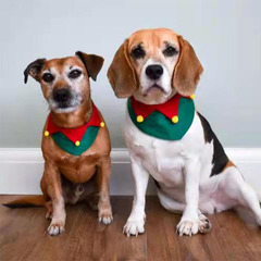 ペット犬犬猫クリスマス三角タオル祝日パーティーよだれタオル調節可能なマフラーマフラー