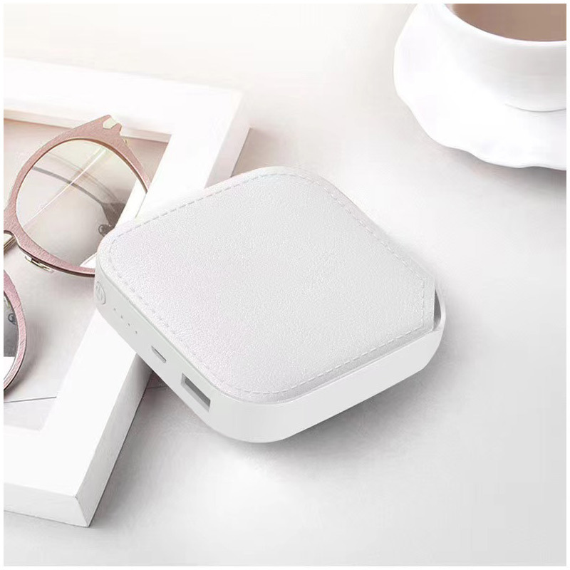 Fuente de alimentación portátil portátil al aire libre de cuatro líneas de gran capacidad con cable de carga, tesoro de carga de pantalla digital inteligente en stock