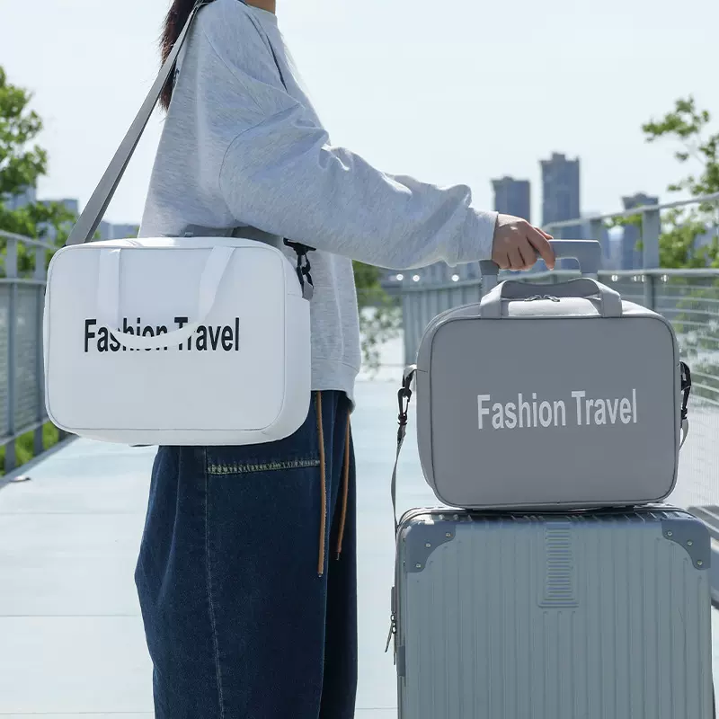 润晖新款轻旅单肩斜跨包大容量旅行手提行李包600D皮膜防水旅行包