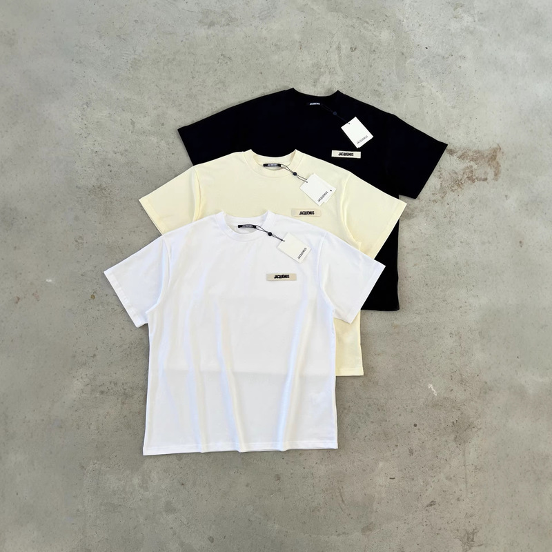 2026 European and American Trendy Brand Jacquemus Men's T-Shirt Short-Sleeve Top Solid Color Chest Embroidery Woven Ribbon Micro Logo 2026 European and American Trendy Brand Jacquemus Men's T-Shirt Short-Sleeve Top Solid Color Chest Embroidery Woven Ribbon Micro Logo