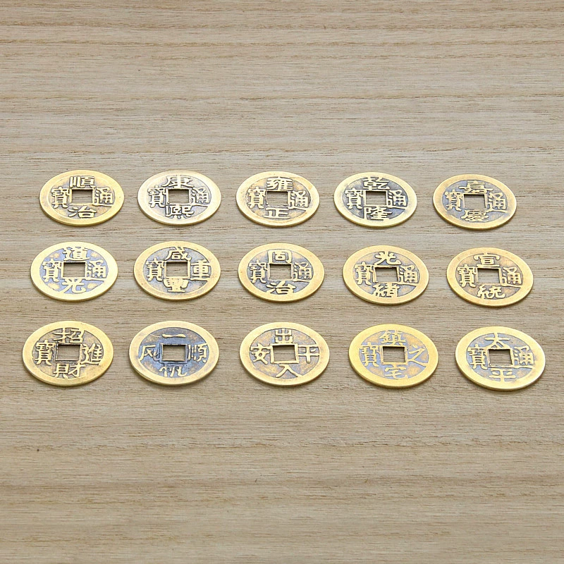 antique copper coins, metal accessories, 2.4cm
