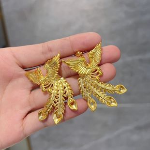 �S��ɫ�P�˶��h���A���F�Ї��L��͹��p�ݸ߼��и��ֵ�Y�����