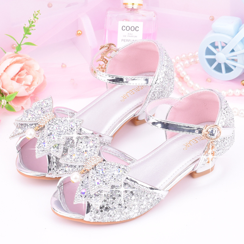 2025 New Girls Sandals Korean Style Princess Shoes Bow Children's High Heels Silver Performance Shoes Flower Children's Shoes