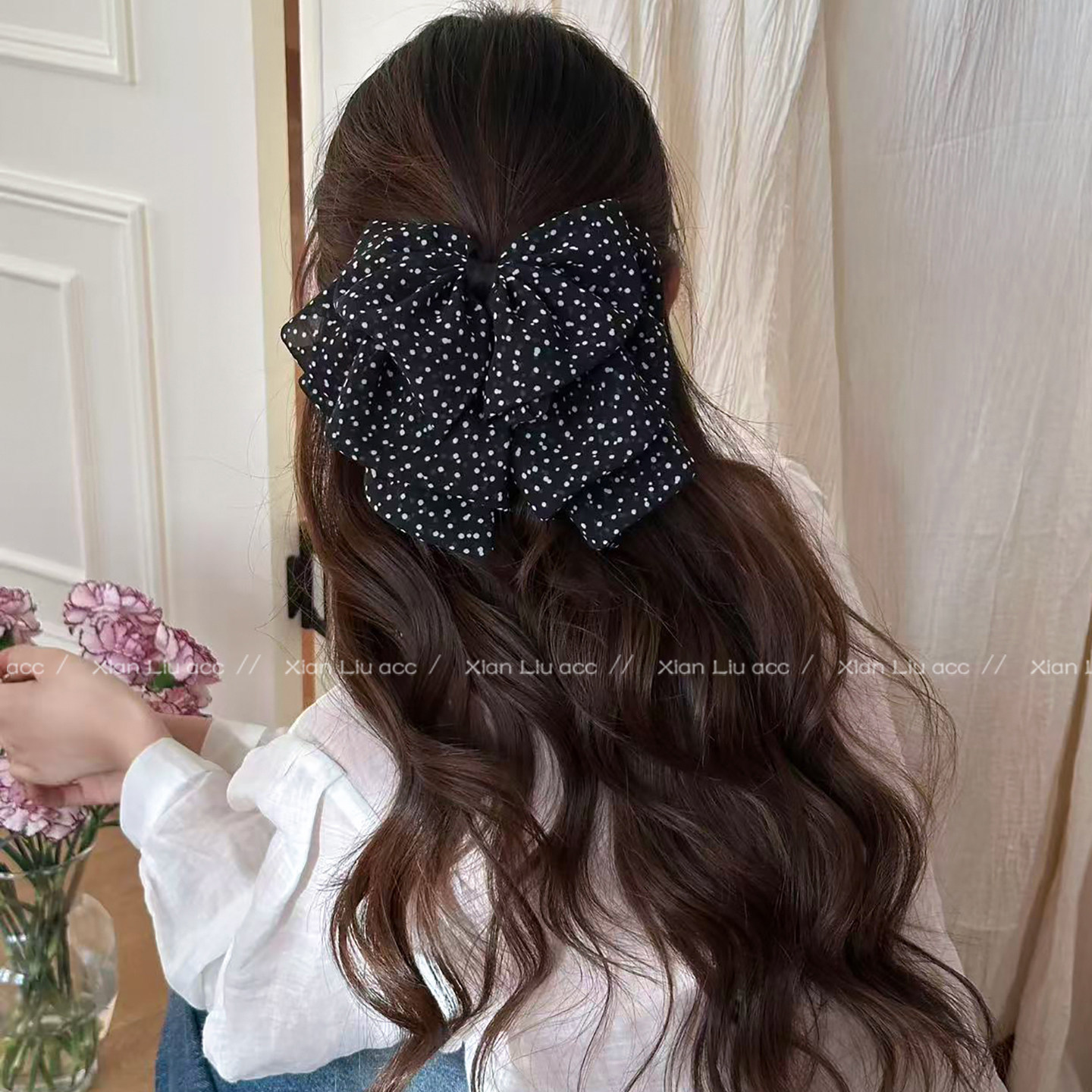 검은 물방울 무늬