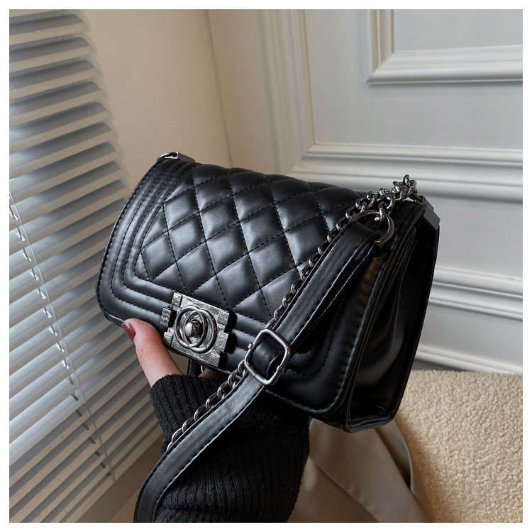 Bolsa de ombro feminina estilo coreano com corrente transversal_voghion.com
