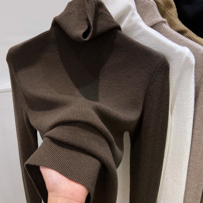 Soft and Cozy Turtleneck Sweater for Women, Slim-Fit Pullover Knit Top for Autumn and Winter