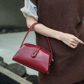 女士单肩包;腋下包;女士斜挎包