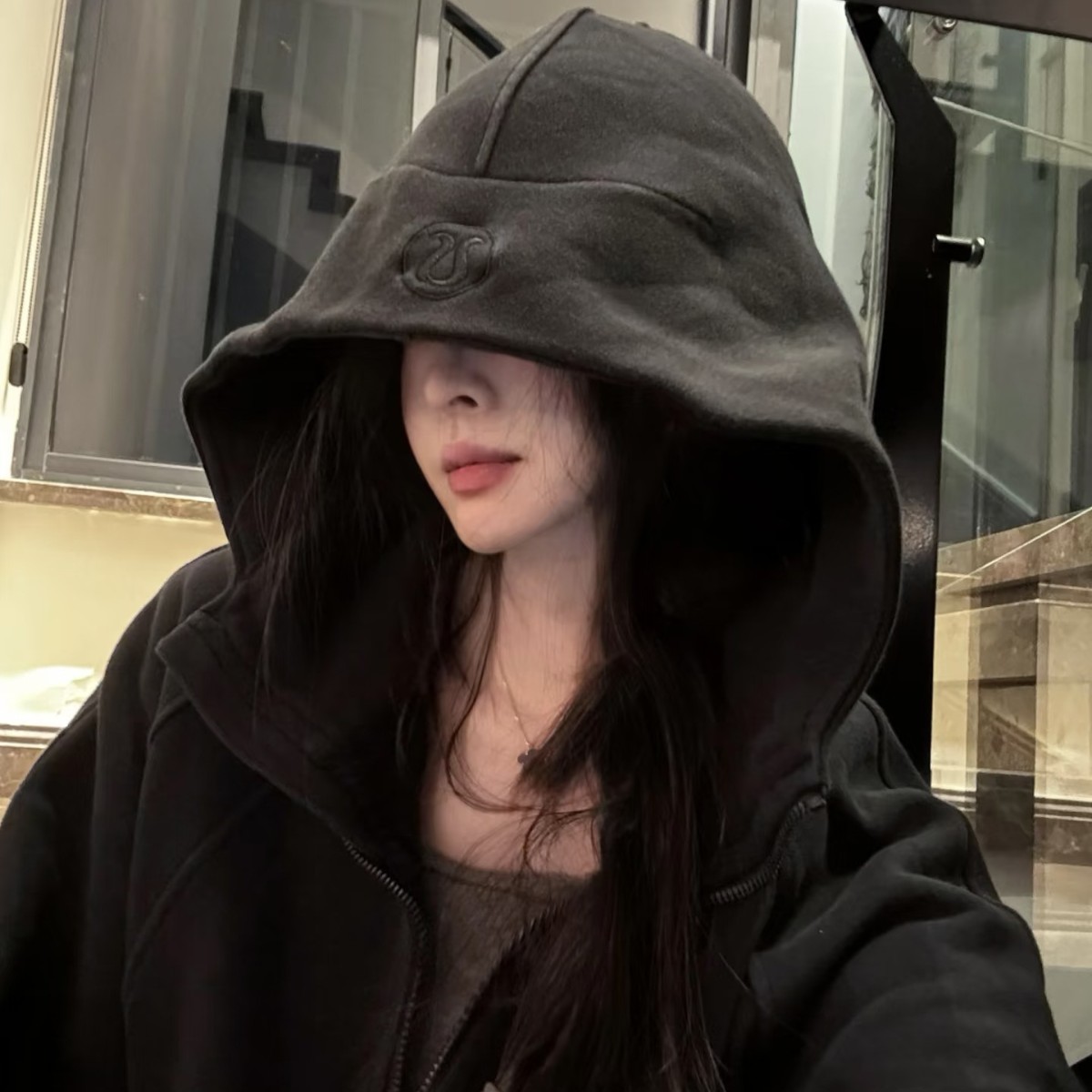 Lulu Branded Scuba Short Loose Full-Zip Hooded Jacket for Women with Thumb Holes, Loose Drop-Shoulder Sweatshirt