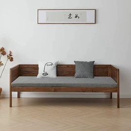 实木床;餐桌;餐边柜