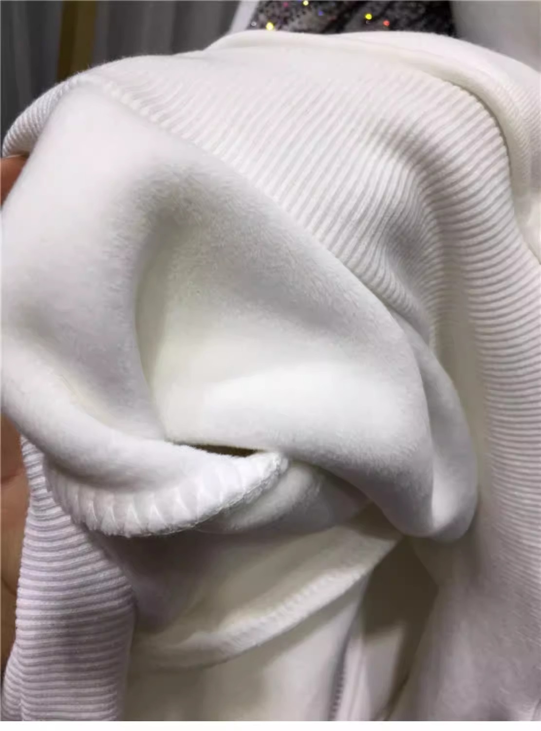 Women's Clothing Extra large size heavy industry diamond light luxury front and rear wings hooded long sleeved velvet jacket sweatshirt_voghion.com