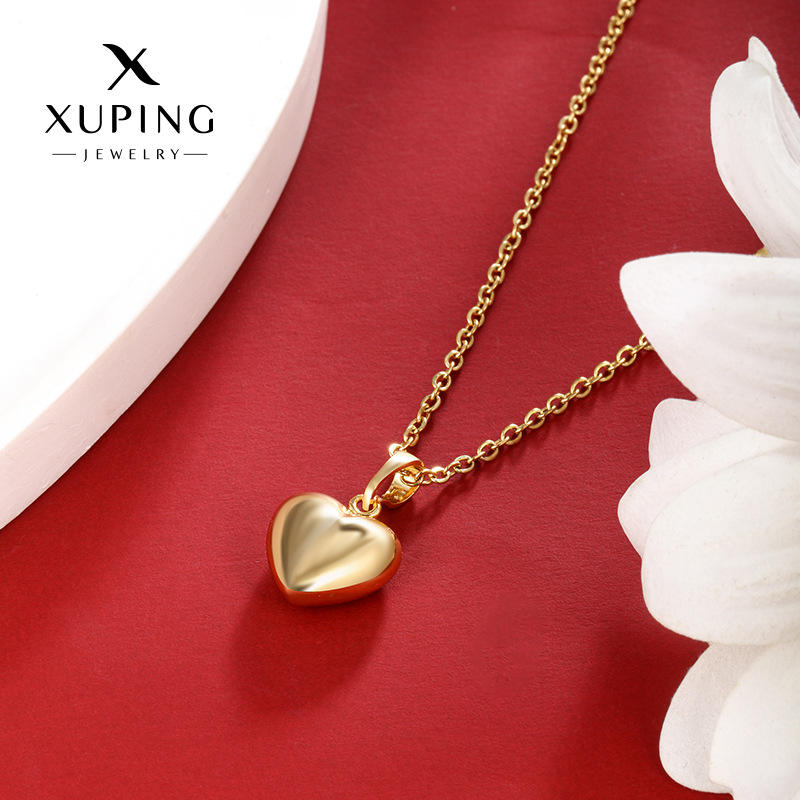 Xuping oro tridimensional corazón simple estilo ligeramente lujoso nicho de alto nivel collar colgante clavícula