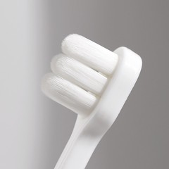 Raoyi Children's Toothbrush, Single, 2-6 Years Old Baby Silicone Cartoon Handle 10,000-Hair Soft Toothbrush, Factory Wholesale