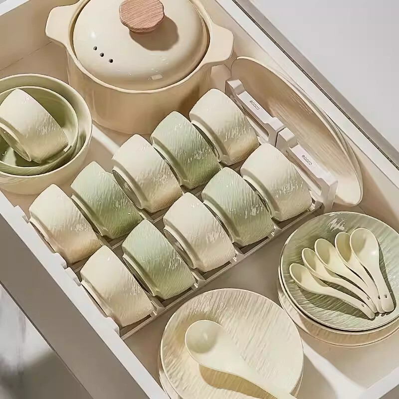 Underglaze Color Cream-Style Beige Household Ceramic Tableware Set: Bowls, Plates, Chopsticks, Soup Bowls, Noodle Bowls, Rice Bowls, and Dishware Set