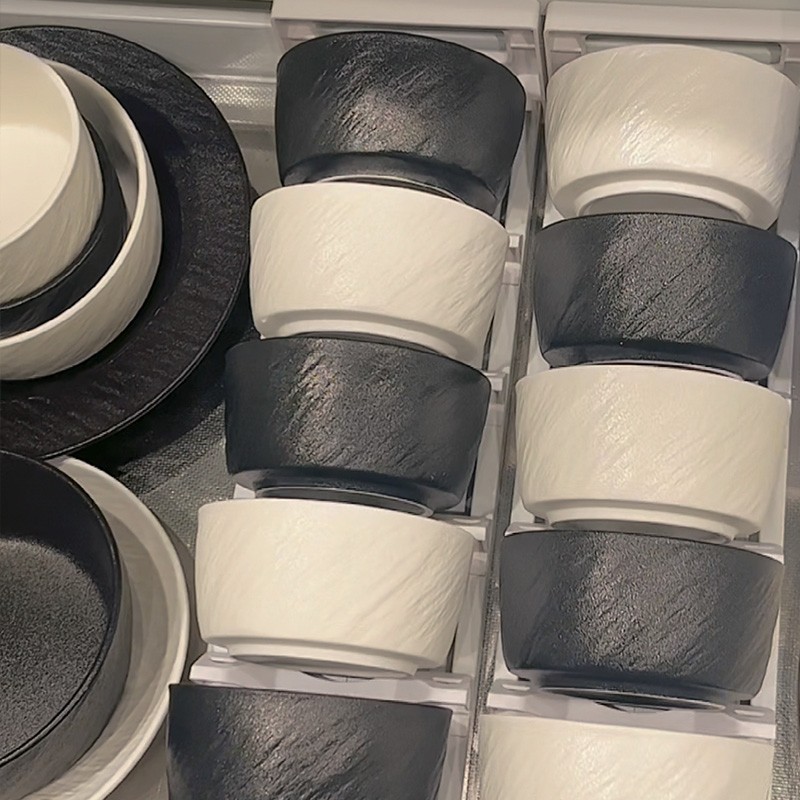 Conjunto de platos domésticos lujosos de alto nivel de sensación de belleza platos palillos platos cerámica 2025 nuevos platos de boda