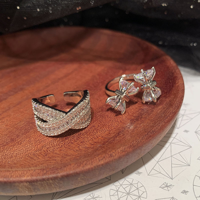 Candy cross diamond opening adjustable elegant index finger ring