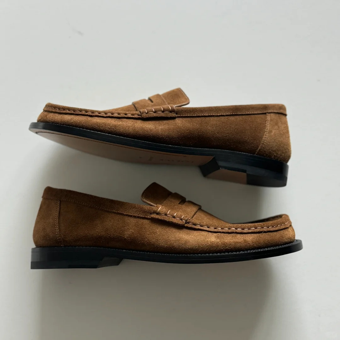 Marca de tendencia retro antiguo estilo de dinero cuadrado zapatos de Lefour retro veludo simple viaje ocio zapatos de cuero de hombre con cabeza inclinada