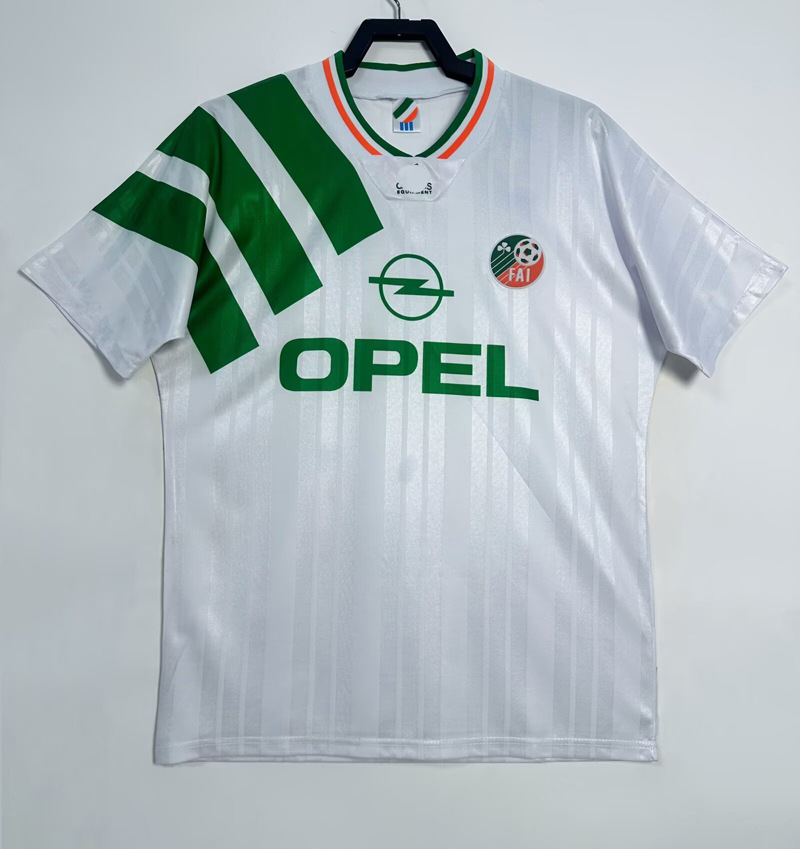 1992-94 partido fuera de casa de Irlanda