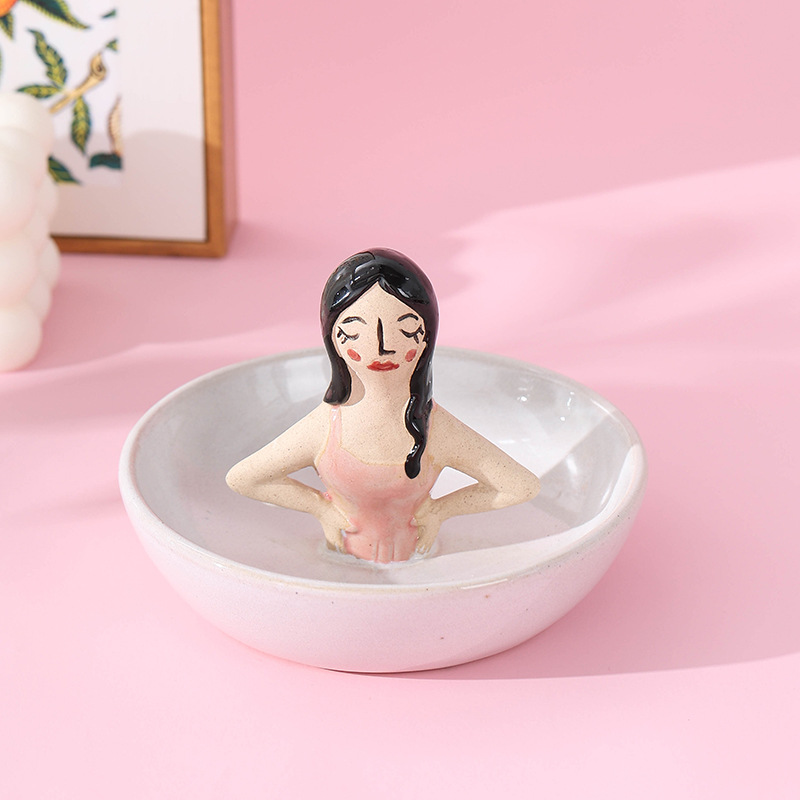 现代简约陶瓷女孩首饰盘玄关客厅桌面书房办公室桌子送女生生日礼