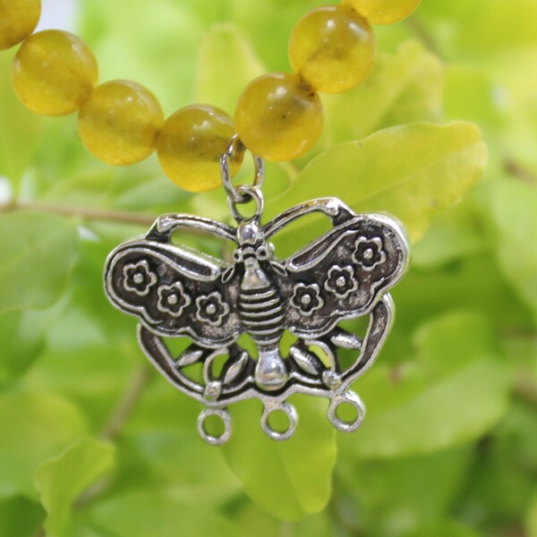 ethnic retro pendant