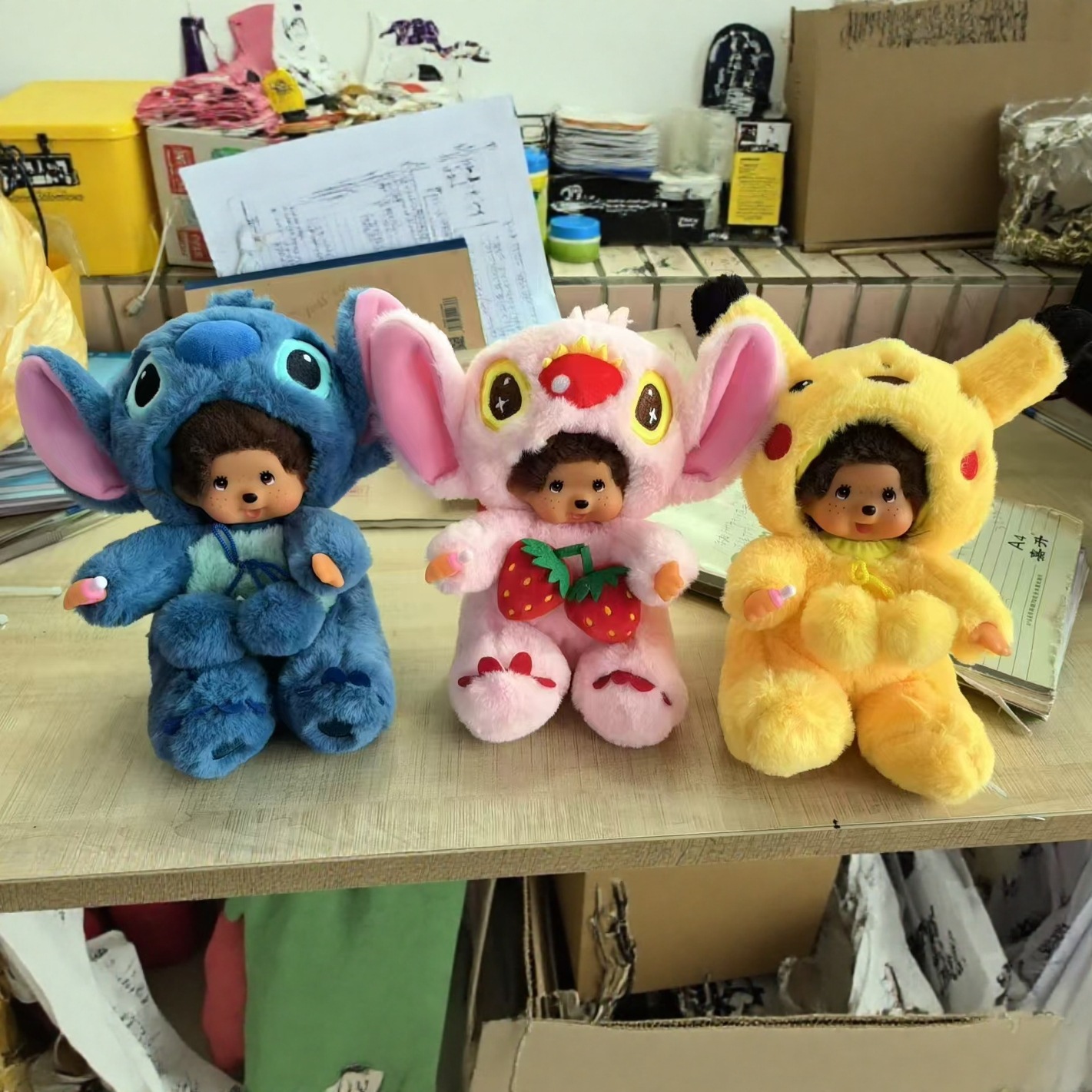 蒙奇奇20CM动物变身款浣熊实体店潮玩跨境娃娃机毛绒公仔