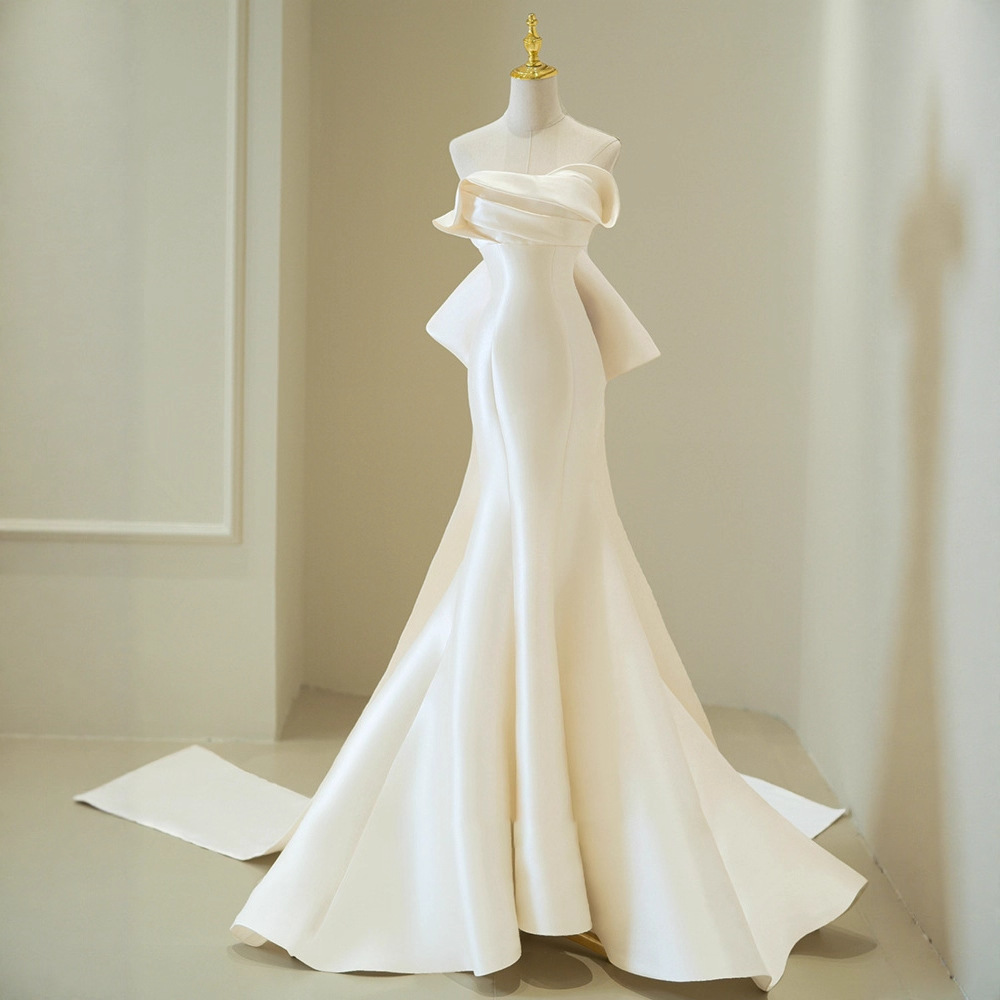 Travel Photography Light Wedding Dress 2026 Summer White Satin Trailing Registration Dress with Large Bow for Women Wholesale in Physical Store