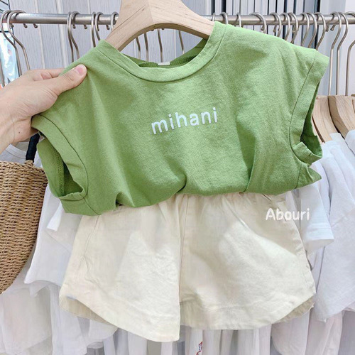 2025 new children's summer suit for men and women's children's vest, cotton small fresh baby casual shorts, two-piece set