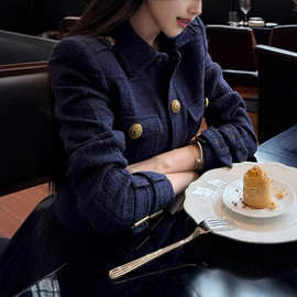 正肩小香风外套秋冬短款金属扣修身上衣高级感女士夹克