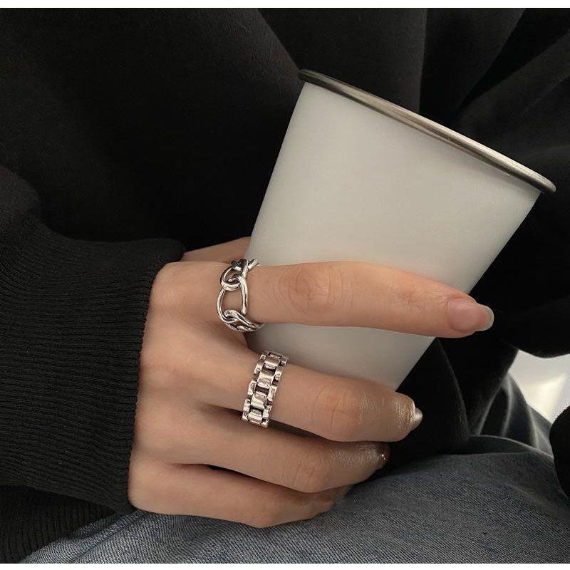 Vintage Hollow Ring Retro Minimalist Style Open Designer Ring_voghion.com