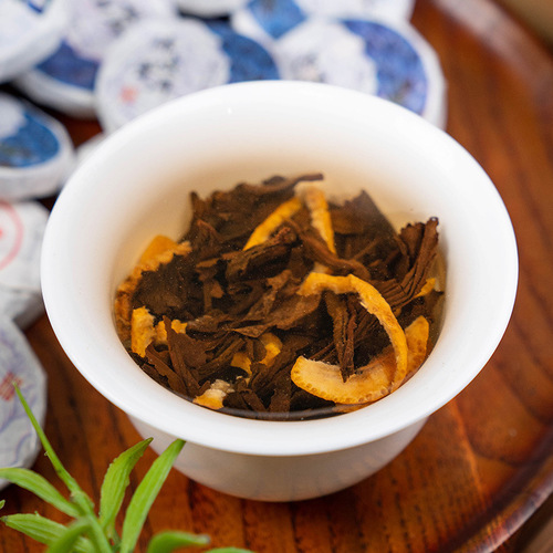 Chenpi Pu-erh Tea, Ripe Tea Small Cake Authentic Yunnan Pu-erh Small Brick Tea Xinhui Chenpi Tea Loose Leaf Jarred 500g