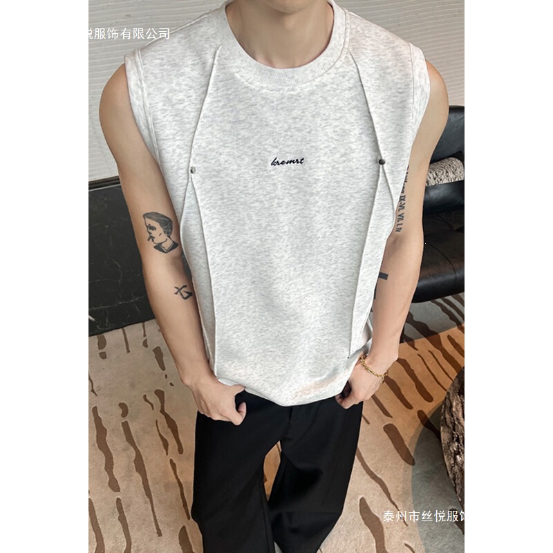 Rivet Round-Neck Vest for Men, Summer American High Street Style, Cool and Casual Loose Design, Sleeveless Shirt