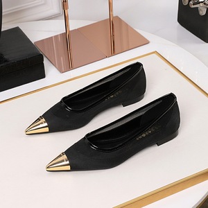 2162 Korean retro hollowed out mesh shallow mouth low heel women's shoes with metal pointed toe, one foot thick hee