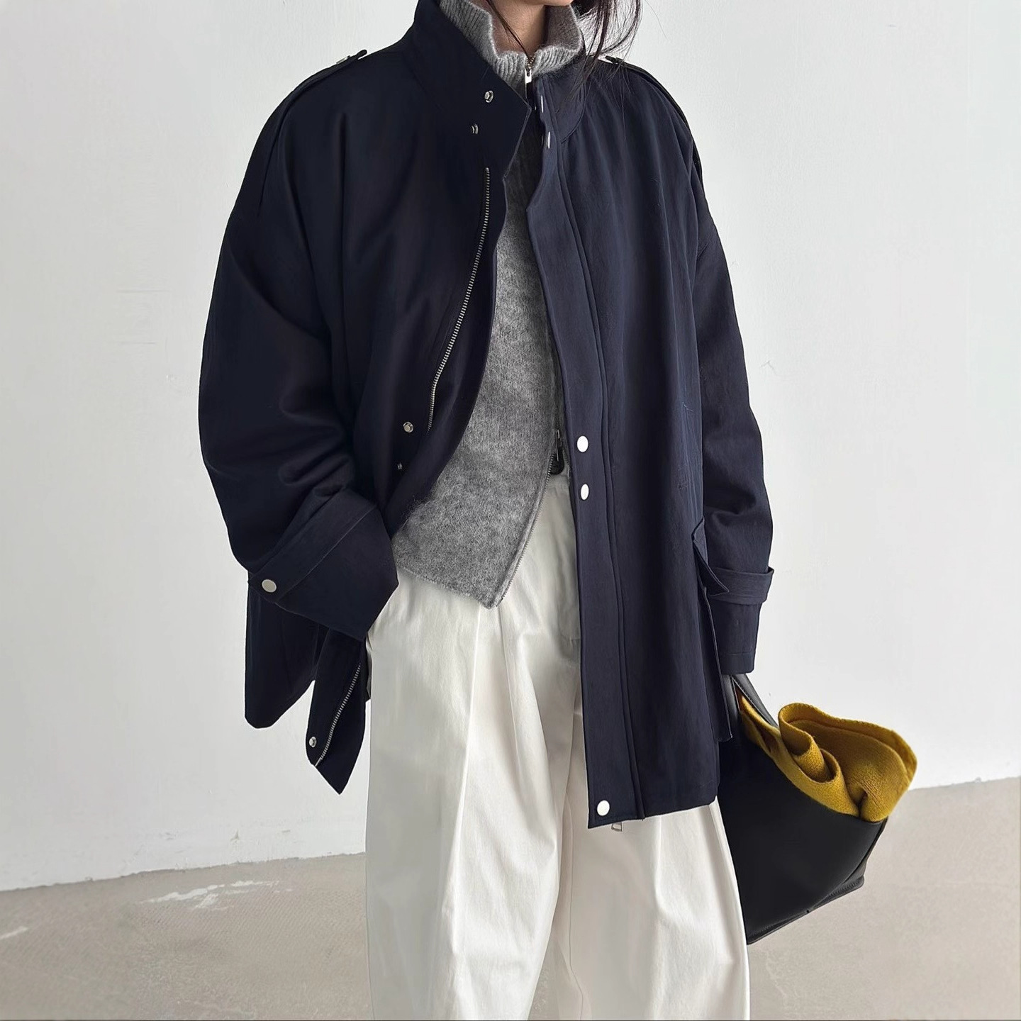 Special Agent Style Stand-Up Collar Windbreaker Jacket 90% White Duck down Coat for Women, Casual High-End down Jacket