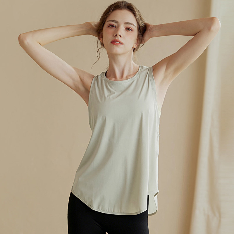Plus-Size Summer New Sports Vest Sleeveless Split Fitness Set Simple Five-Point Yoga Pants Running Set