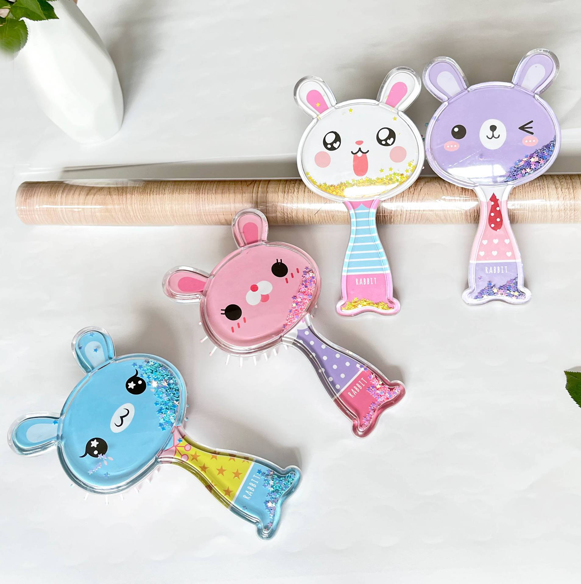 Cute Cartoon Plastic Hair Combs display picture 1