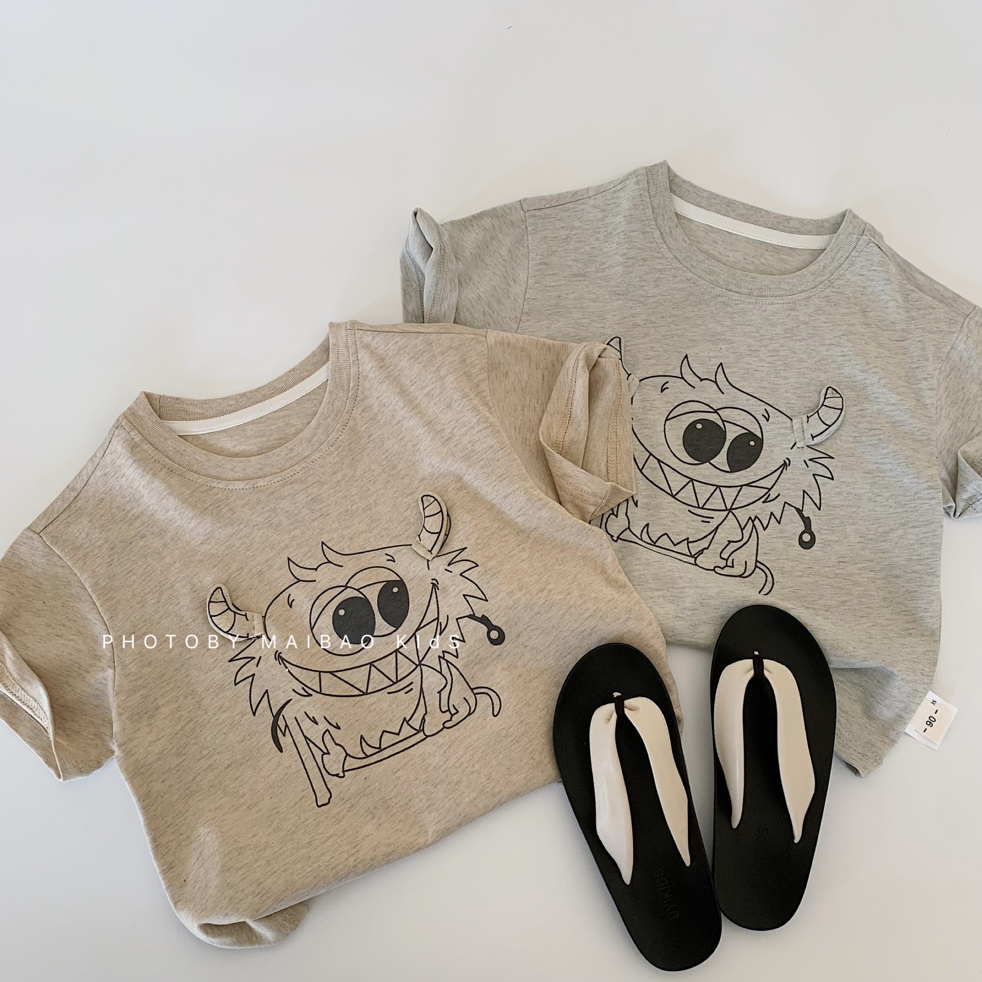 Camiseta de manga corta para niños Maibao 2025 verano nuevo vestido de verano para niños