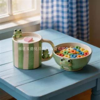 外贸出口款立体青蛙杯碗套装 条纹陶瓷水杯碗 跨境热销礼品餐具
