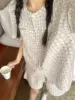 Фиолетовая клетка с точками