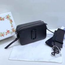 �羳����MJ���C��2025�¿�W��ײɫС�������玧�ٴ�μ�б���Ů