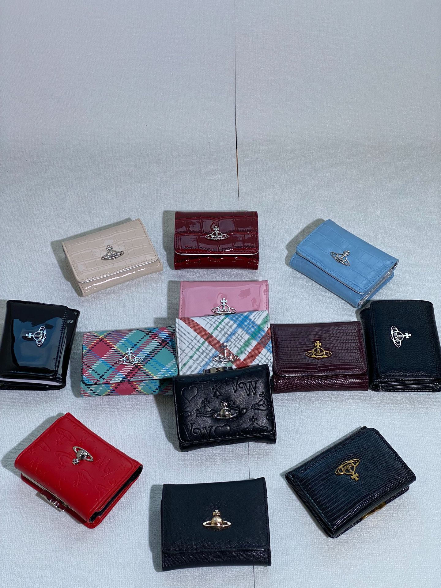 2025新型西太后土星三つ折り財布小銭入れ証明書カバンシンプルマルチ