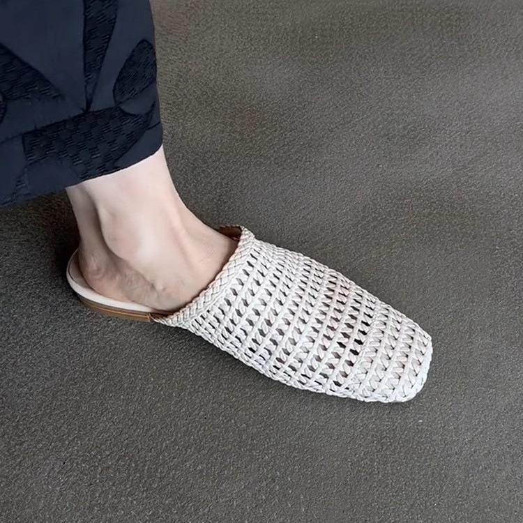 Versión de piel de oveja ~ Sandalias de malla tejida a mano, sandalias de Baotou, estilo francés, todo fósforo, hueco, medias pantuflas planas de cabeza cuadrada