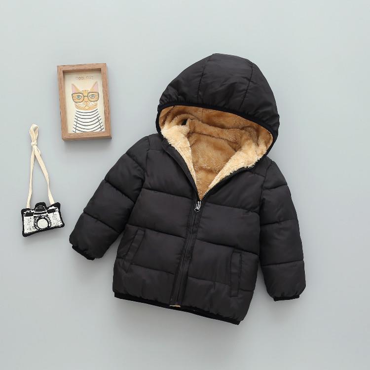 Abrigo acolchado de algodón para niños Abrigo acolchado de algodón engrosado para niños y niñas Abrigo acolchado de algodón con forro polar para bebés Abrigo de invierno al por mayor