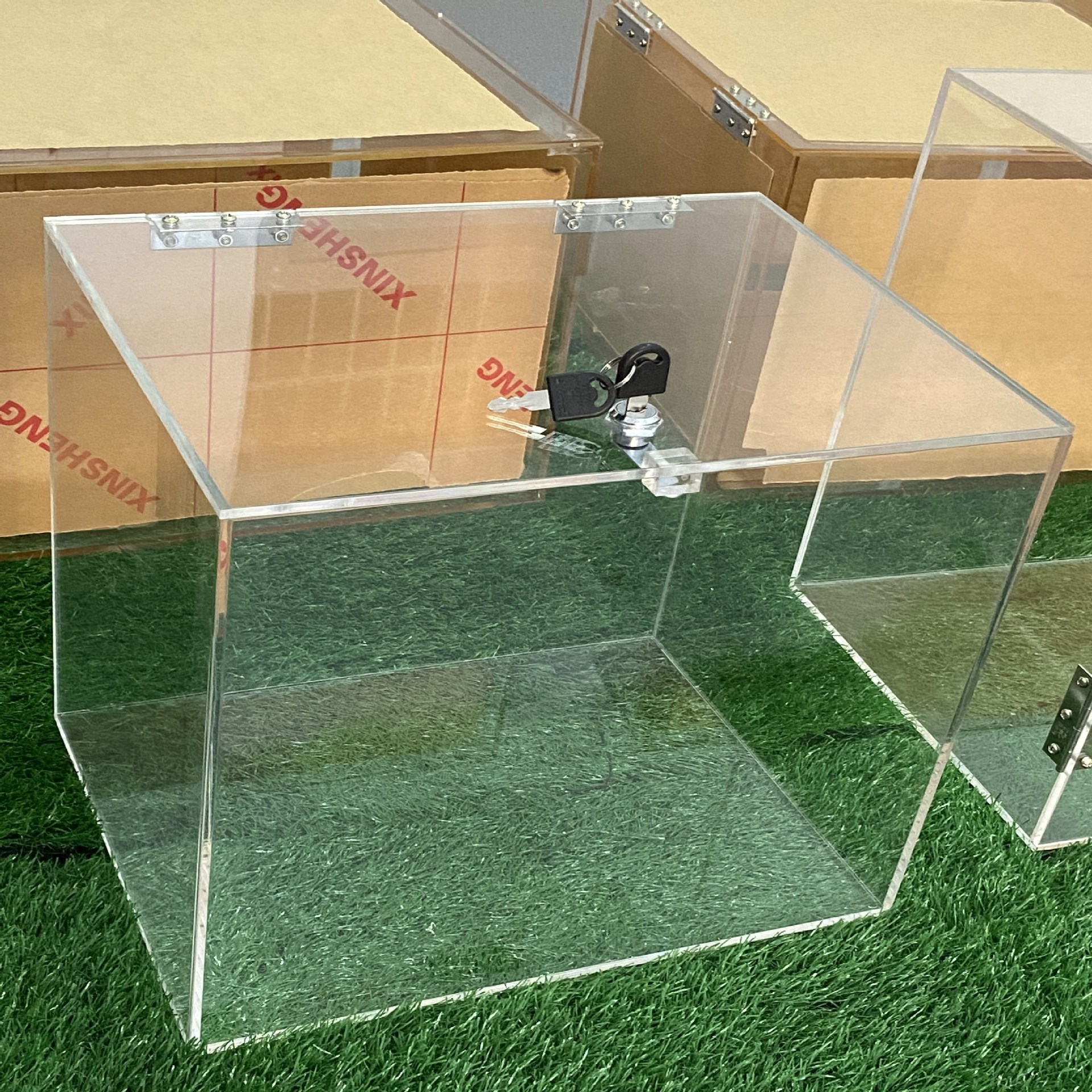 亚克力大箱子透明设备保护罩盒子带锁展示盒密封实验箱